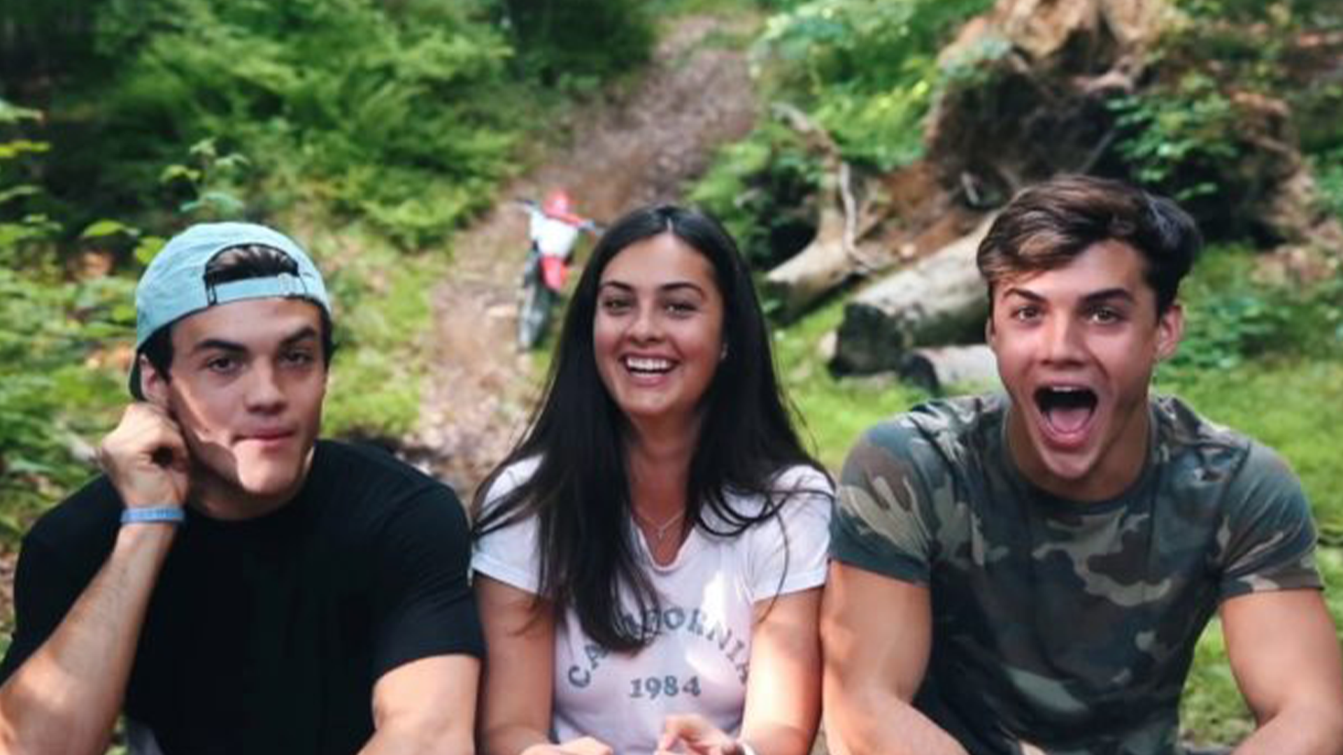 28 Fans Injured at The Dolan Twins' New Jersey Appearance, Ethan Dolan,  Grayson Dolan