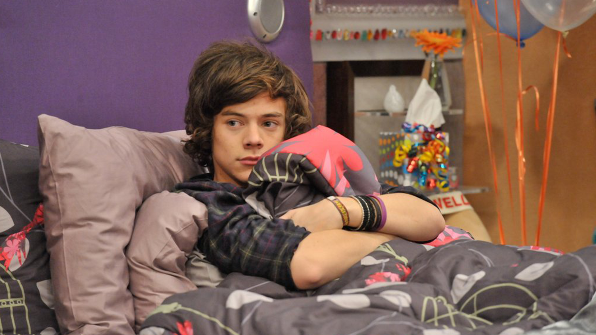 Just come home me. Гарри Стайлс АЙКАРЛИ. Гарри Стайлз и дирекшн. ICARLY with Harry Styles. ICARLY смотреть Гарри Стайлс.