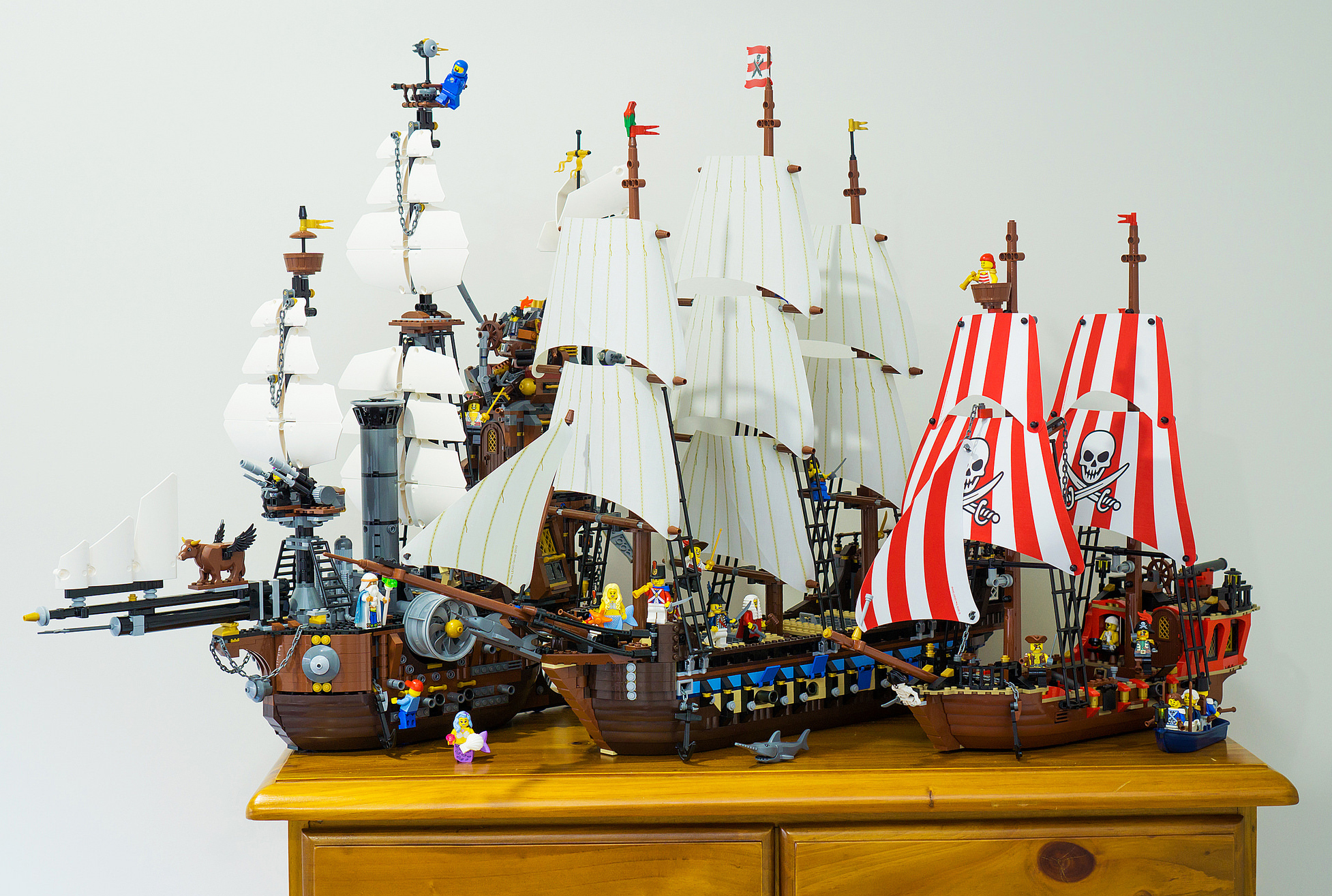 biggest lego pirate ship set