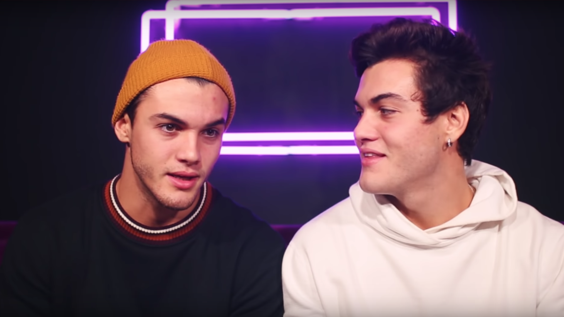 Which Dolan Twin Quiz Dolan Twins YouTuber Quiz